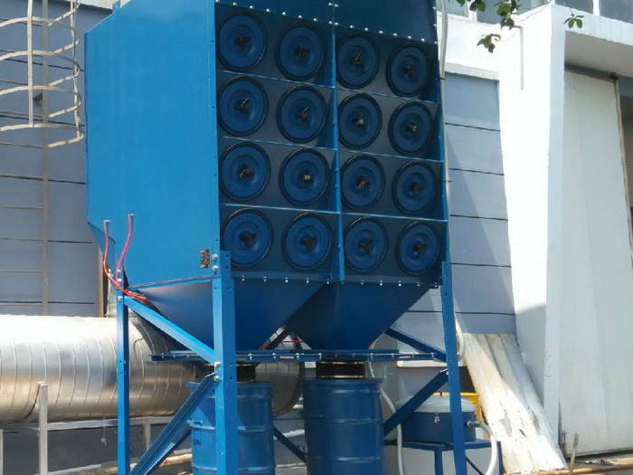 <strong>打砂机小型滤筒除尘器</strong>
